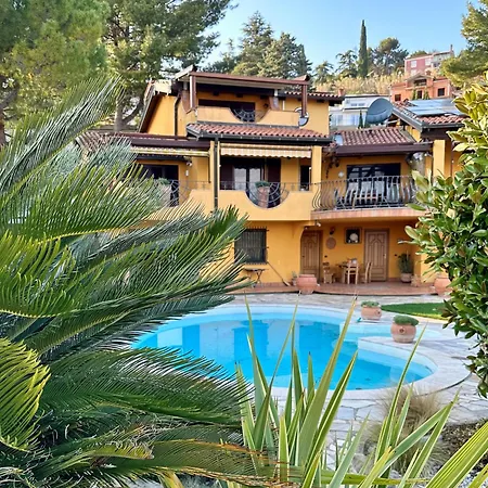 Superior Wisteria With Pool * Portoroz