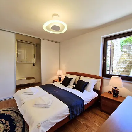 Apartman Superior Wisteria With Pool Portoroz